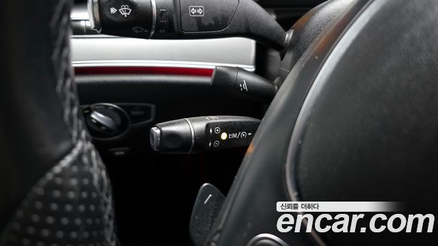 Mercedes-Benz E-Class 2017 — photo 28