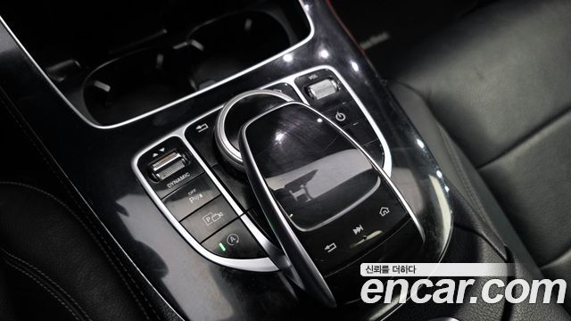 Mercedes-Benz E-Class 2017 — photo 33