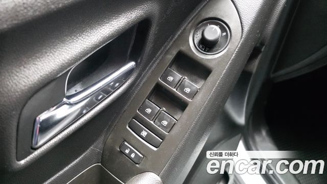 Chevrolet Korea Trax 2016 — photo 24
