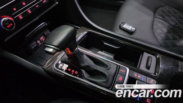 Kia K5 2019 — photo 9