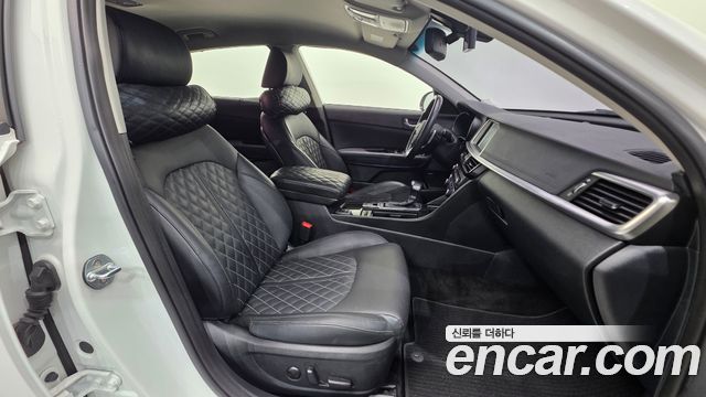 Kia K5 2019 — photo 10