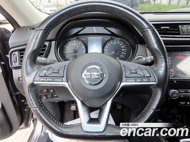 Nissan X-Trail 2018 — photo 8
