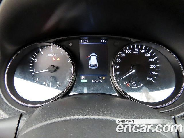 Nissan X-Trail 2018 — photo 9