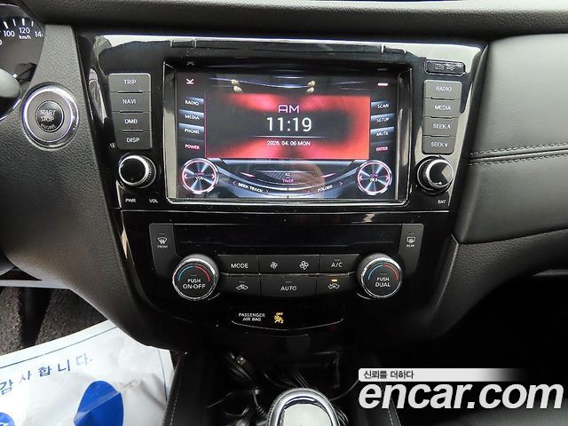 Nissan X-Trail 2018 — photo 13