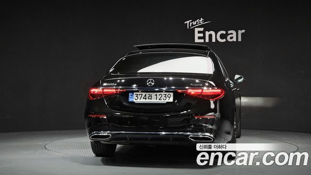 Mercedes-Benz S-Class 2022 — photo 4