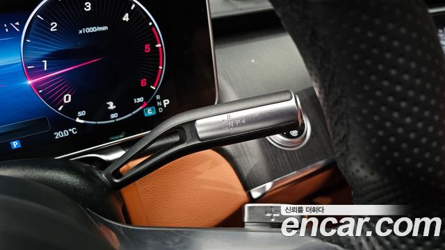 Mercedes-Benz S-Class 2022 — photo 9