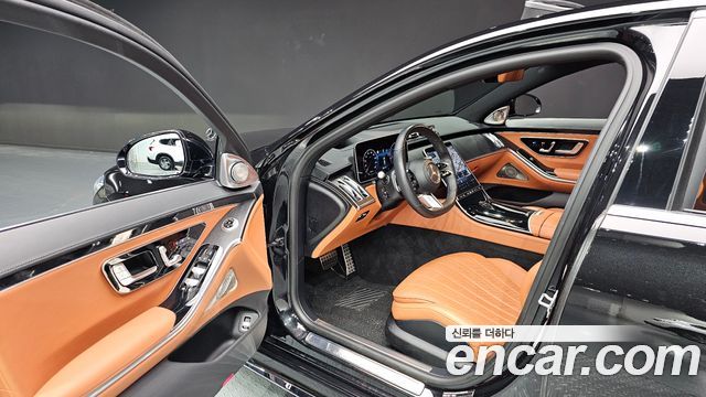 Mercedes-Benz S-Class 2022 — photo 11