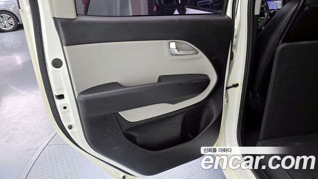 Kia RAY 2022 — photo 15