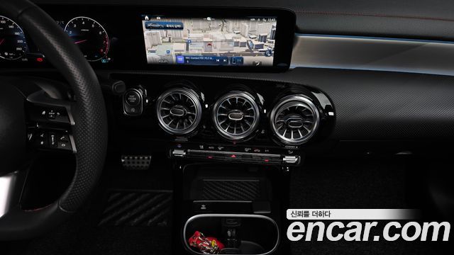 Mercedes-Benz CLA-Class 2024 — photo 19