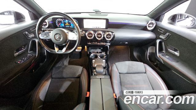 Mercedes-Benz A-Class 2021 — photo 9