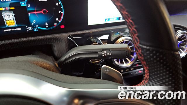 Mercedes-Benz A-Class 2021 — photo 11