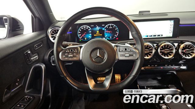 Mercedes-Benz A-Class 2021 — photo 18