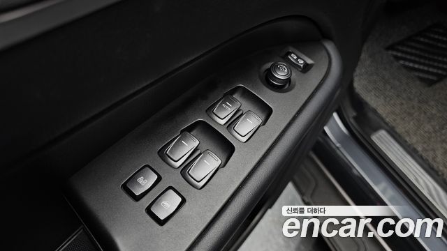 KG Mobility Rexton 2019 — photo 18