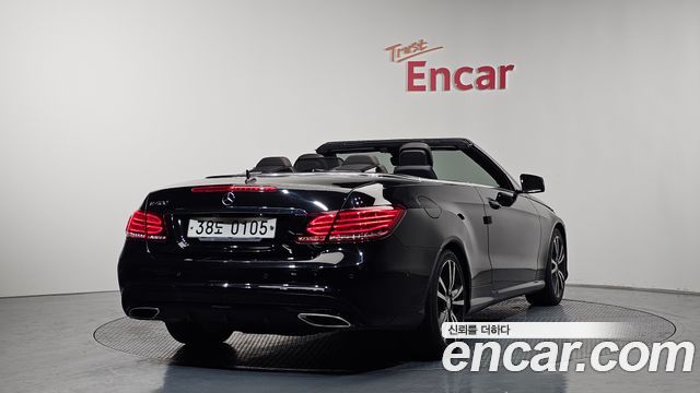 Mercedes-Benz E-Class 2016 — photo 2