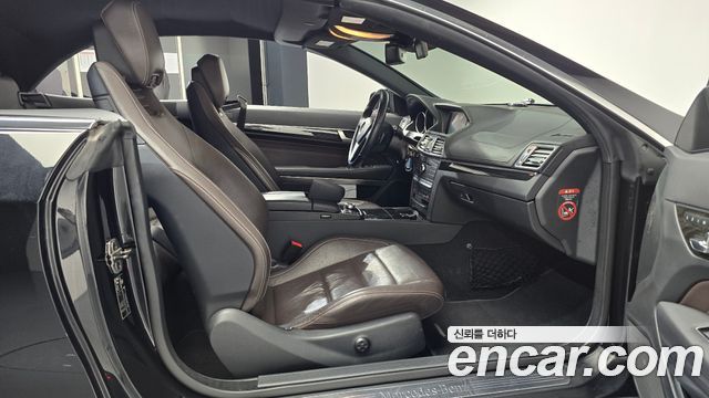 Mercedes-Benz E-Class 2016 — photo 11