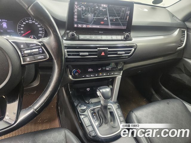 Kia Seltos 2020 — photo 8