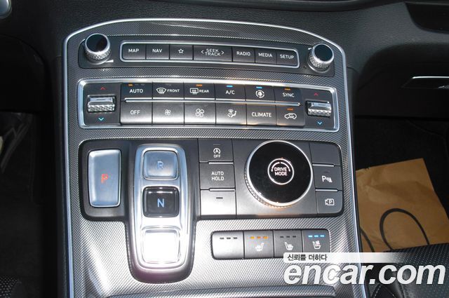 Hyundai Santafe 2021 — photo 13