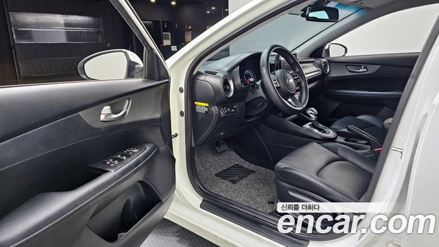 Kia K3 2019 — photo 13
