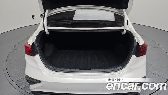 Kia K3 2019 — photo 26