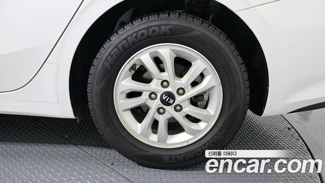 Kia K3 2019 — photo 7