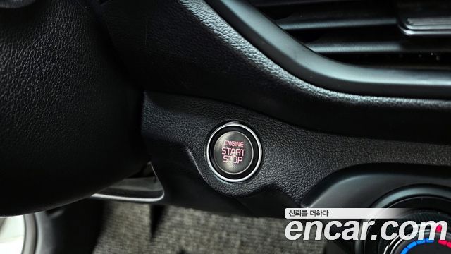 Kia K3 2019 — photo 16