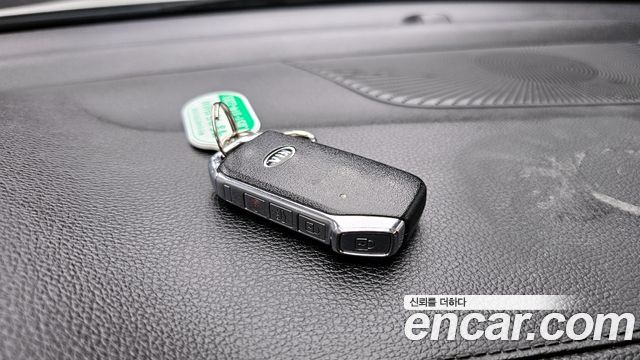 Kia K3 2019 — photo 28