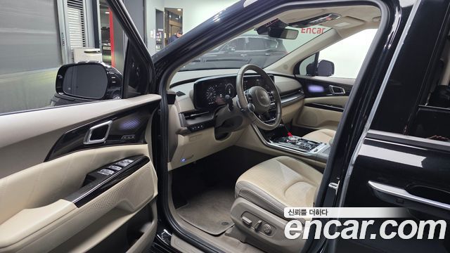 Kia Canival 2023 — photo 13