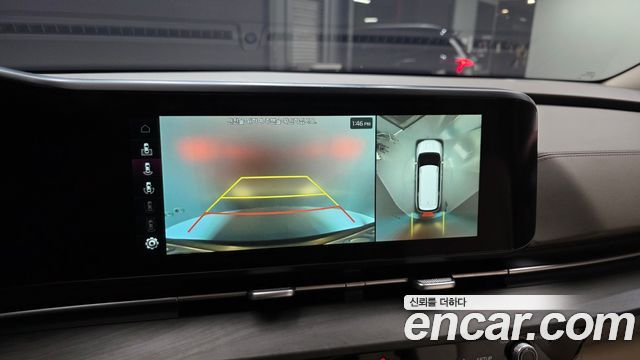 Kia Canival 2023 — photo 23