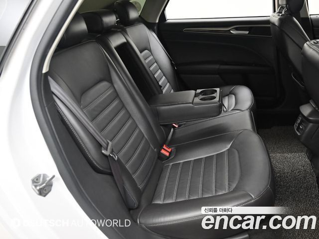 Ford Fusion 2014 — photo 12