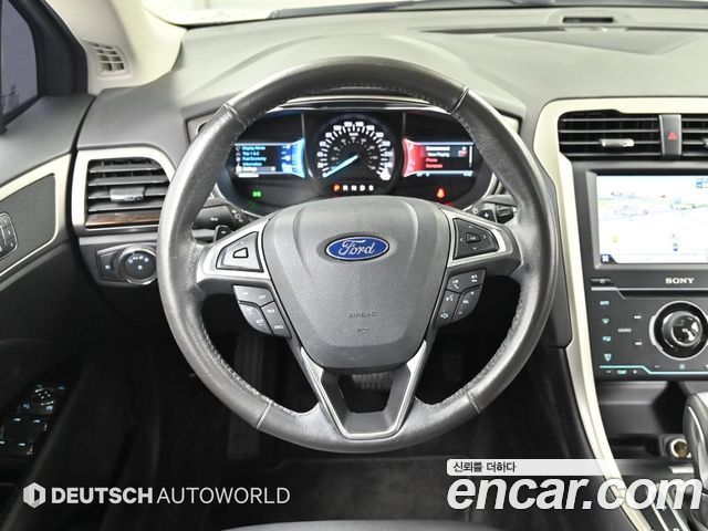 Ford Fusion 2014 — photo 13