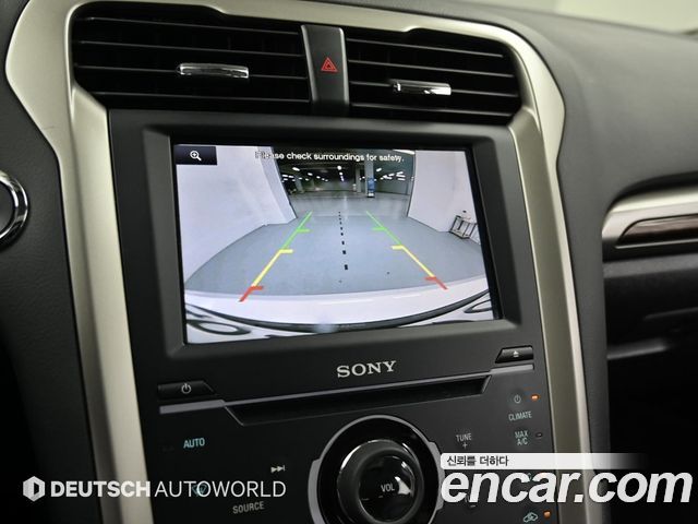 Ford Fusion 2014 — photo 15