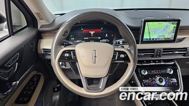 Lincoln Corsair 2021 — photo 18