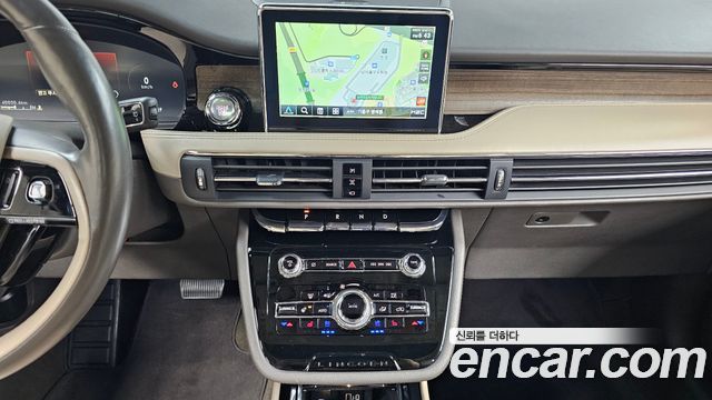 Lincoln Corsair 2021 — photo 20