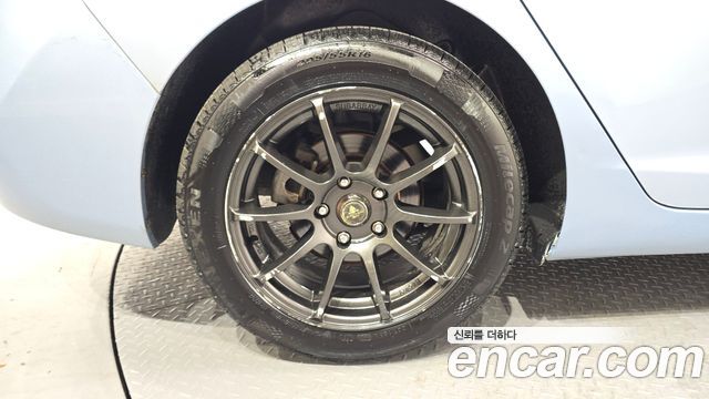 Hyundai AVANTE 2011 — photo 5
