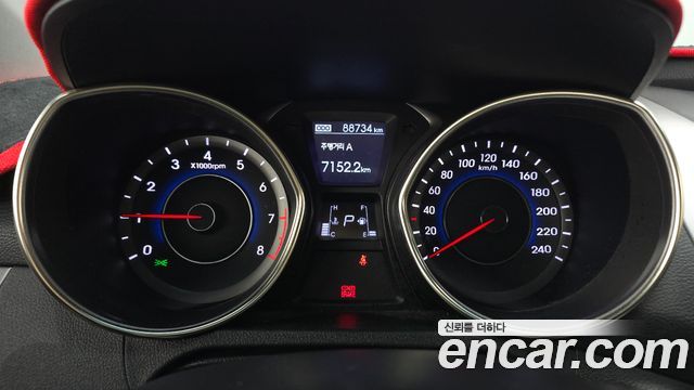 Hyundai AVANTE 2011 — photo 8