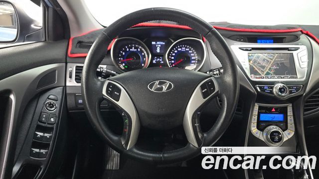 Hyundai AVANTE 2011 — photo 13
