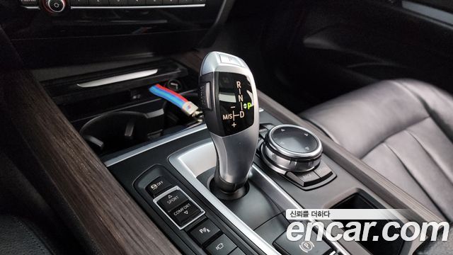 BMW X5 2014 — photo 9