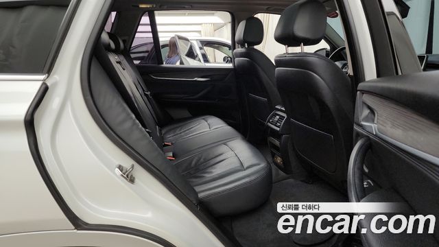 BMW X5 2014 — photo 12