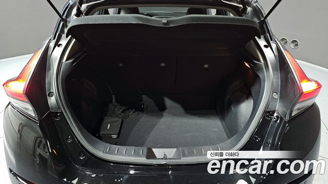 Nissan Leaf 2019 — photo 20
