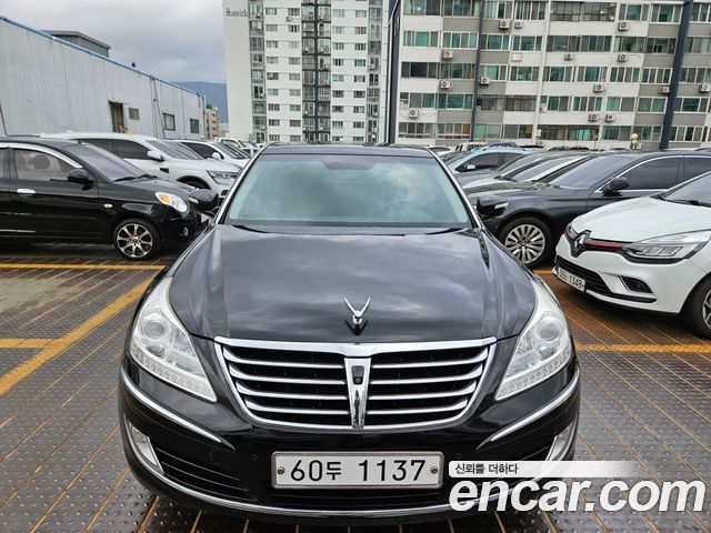 Hyundai Equus 2010 — photo 1