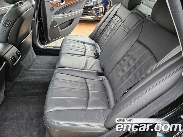 Hyundai Equus 2010 — photo 12