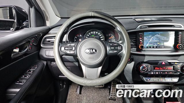 Kia Sorento 2016 — photo 19