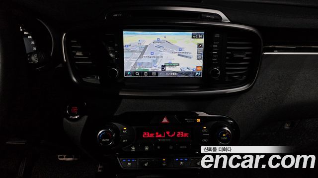 Kia Sorento 2016 — photo 20