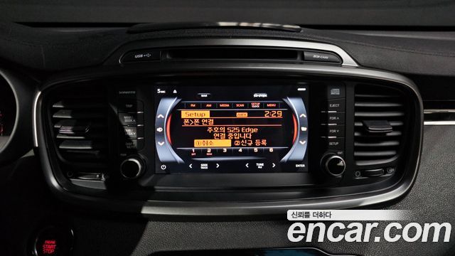 Kia Sorento 2016 — photo 22