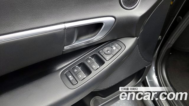 Hyundai Sonata 2020 — photo 28