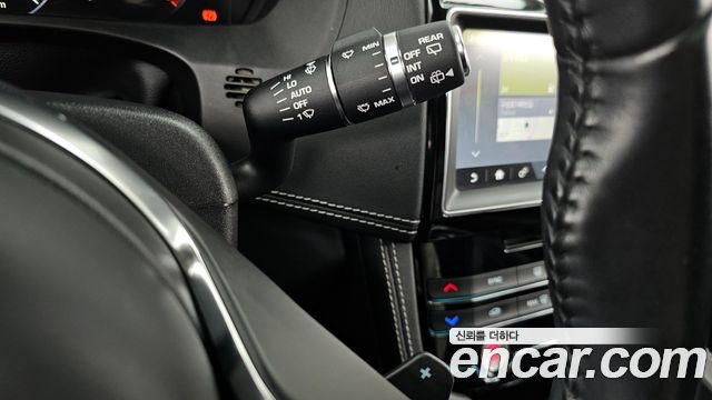 Jaguar F-PACE 2017 — photo 14