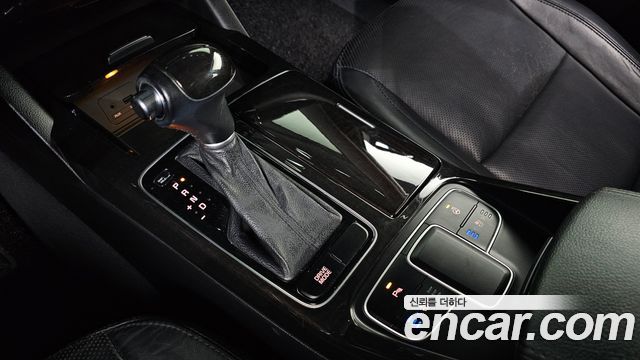 Kia K7 2013 — photo 9