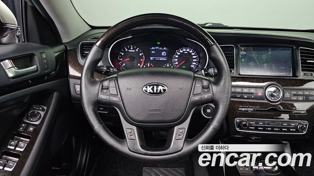 Kia K7 2013 — photo 15