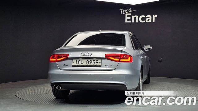 Audi A4 2015 — photo 4