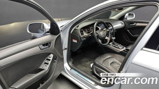 Audi A4 2015 — photo 10